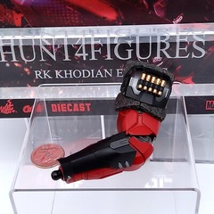 Hot Toys CMS09-D42 Exclusive Armorized Deadpool 1/6 Figure’s LED Left Arm Only