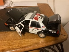 1/18 Melrose K-9 Black And White Police Car By MOTOR MAX •Discontinued• RARE