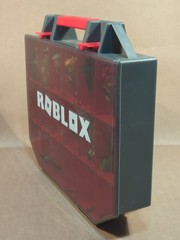 Roblox Carrying Case Action Figure Lot W/ 20 Figures & Accessories