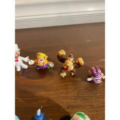 Nintendo Super Mario Odyssey Mini Figure Lot Mario Donkey Kong and more 16 pcs