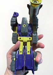 2004 TRANSFORMERS UNIVERSE ULTRA CLASS SOUNDWAVE WITH SPACE CASE COMPLETE