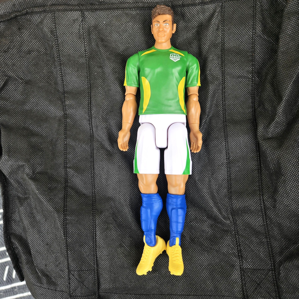 Mattel Neymar Jr Soccer Action Figure Brazil Green Jersey DYK23 Toy Collectible