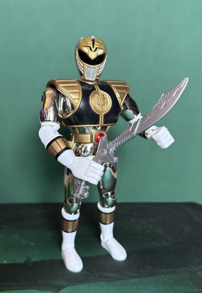 White Ranger Mighty Morphin Power Rangers The Movie 8” Bandai Complete 1995