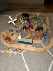100 Piece SET ! THOMAS FRIENDS TRAIN WOODEN RAILWAY 1992 , #99402 !