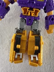 Transformers Siege IMPACTOR Complete WFC War For cybertron generations deluxe