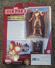 Iron Man Mark 42 Armor Marvel Diamond Select 7″ Action Figure MCU