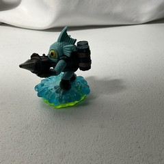 Skylanders Spyro’s Adventure Gill Grunt Water Element Action Figure Activision