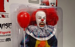 Mego Horror IT The Movie PENNYWISE 8in Action Figure