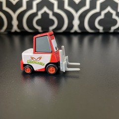 Disney Pixar Planes Ricardo El Chupacabra Forklift Pit Crew
