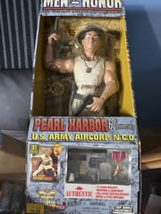 Men of Honor Pearl Harbor US Army 1:3 Military Figure 60th Anniversary WWII NOS.