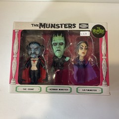 NECA Rob Zombie’s The Munsters Stylized Figures Little Big Head 3-Pack New