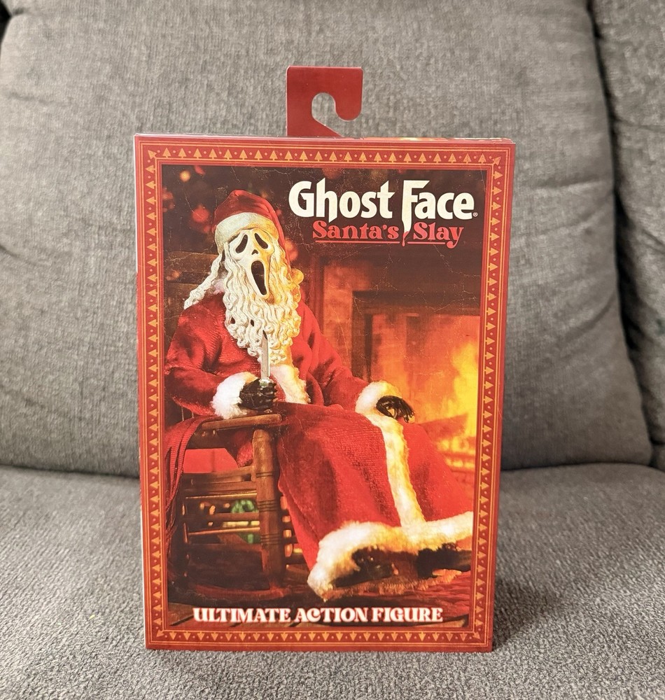 NECA Ultimate Scream Ghost Face , Christmas Santa Ghost Face 7″ – SHIPS NOW