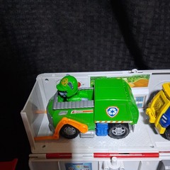 Paw Patrol Paw Patroller Semi-Truck Everything that is pictured is included