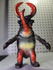 POPY RETURN OF ULTRAMAN KAIJU NOKOGILIN HARD TO FIND SOFUBI VINYL FIGURE