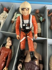 15 Vintage Star Wars Action Figures & Case Kenner 1977