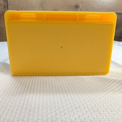 Thinkway Toys Universal Studios 3 Micro NYC Minions In 4″ Yellow Container