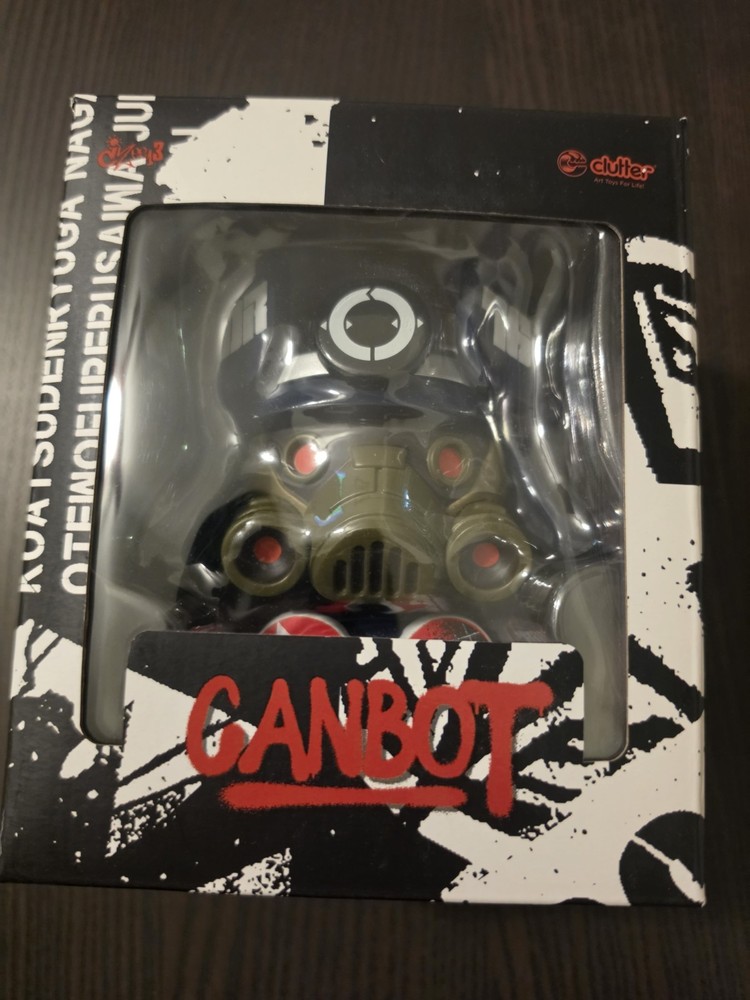 DR76 5oz Canbot Blue, Green Figure