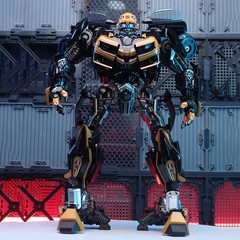 New Bumblebee Black Autobot BMB BB-02 Actions Figure Deformabl Robot Toys 11″