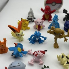 Pokémon Mini Figure Lot of 30 Assorted with Eraser Nintendo Poke Ball