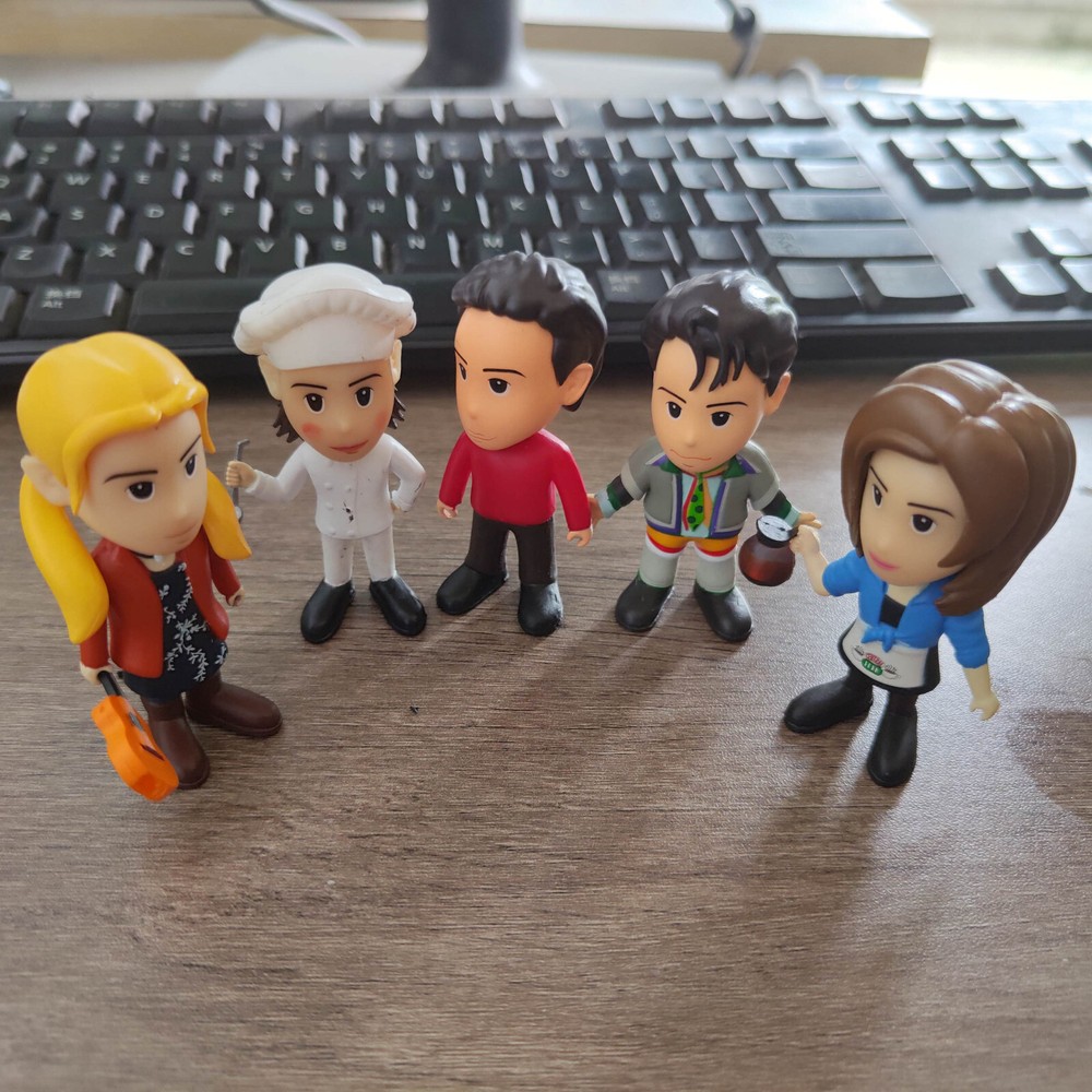 Lot of 5pcs Friends TV Series SMOLS Joey Monica Rachel Phoebe Ross Figure Doll