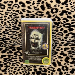 NEW TERRIFIER – Damien Leone’s Exclusive Spirit Collectors Box (6 item included)