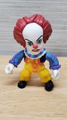 Stephen King’s IT Pennywise The Clown 3.5″ Action Figure Loyal Subjects 2018