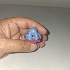 Disney Stitch Mini 2in Figure Reading With Duck