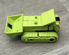Transformers Gen 1 Lot of 9 – Not All Complete and Some have Broken Parts #A