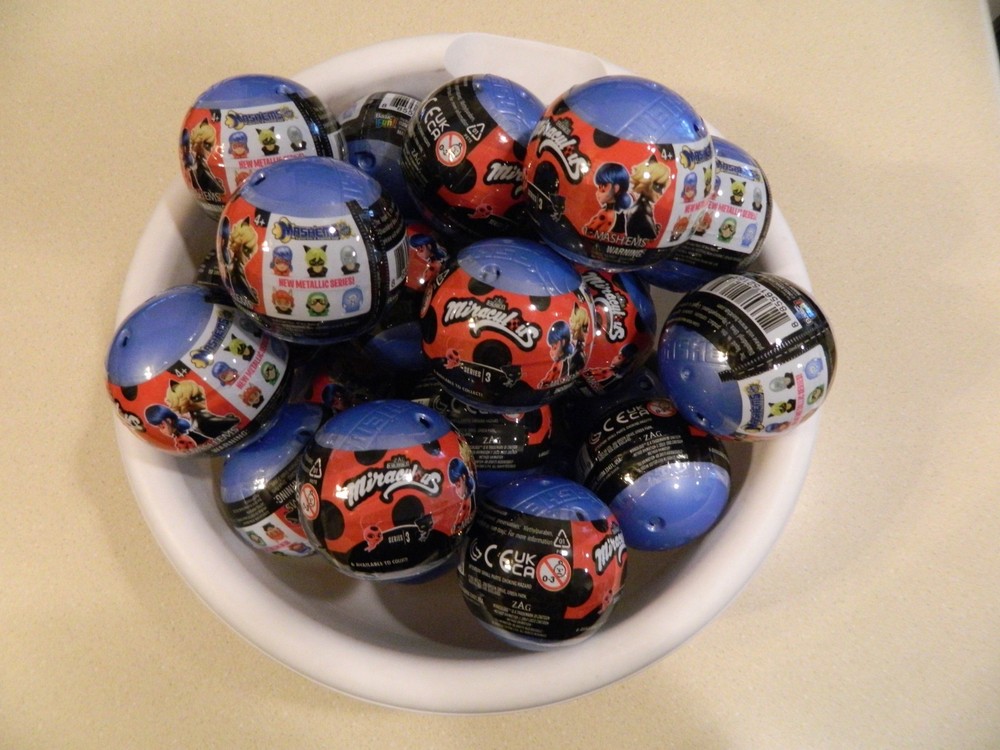 Lot of 11 Miraculous Ladybug Mashems Metallic Series 3 Blind Balls / Capsules