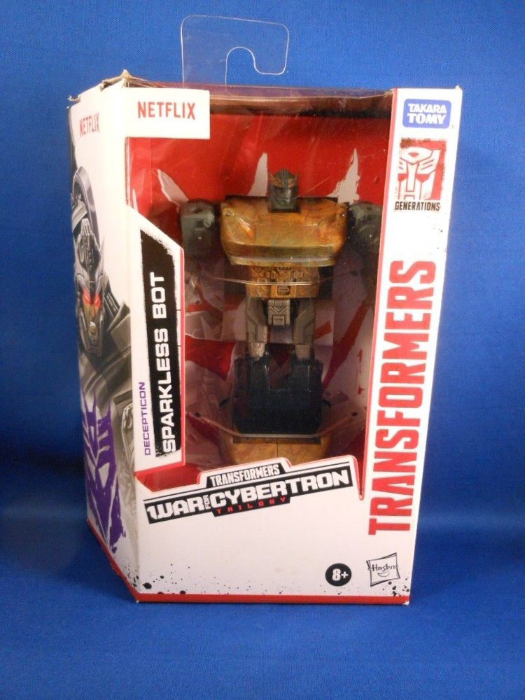 New Transformers Sparkless BOT Deluxe Class Netflix War For Cybertron