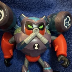 Ben 10 Omni-Enhanced Overflow, used action figure , Purple Red Gray Black