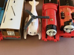 Lot Of 40+ Thomas The Train, trains, Battery powered, Diecast, Wood