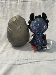 NEW Open Box Dreamworks How to Train Your Dragon 3″ Dragon Egg Plush – Toothless