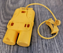 1977 Big Jim Dive To Danger Yellow Scuba Diver Tanks & Face Mask Mattel