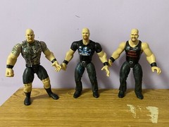 Stone Cold Steve Austin WWF WWE wrestling figure lot Bone Crunching Action DTA!