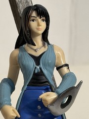 Final Fantasy Loose Figure Set Of 4 With Weapons C-7