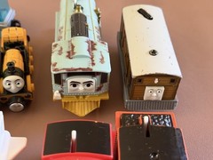 Lot Of 40+ Thomas The Train, trains, Battery powered, Diecast, Wood