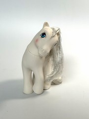 My Little Pony Vintage G1 Pegasus PRINCESS TIFFANY White Jewel 1980s