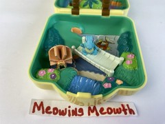 Pokemon Polly Pocket Play Set Pokedoll figure Collection Pack go toy 1997 (plush