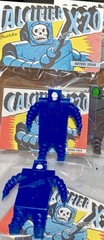 The Art of Ryan Heshka (2nd Ed) + Limited (of 50) [Retro] Calcifier X-20 Figure