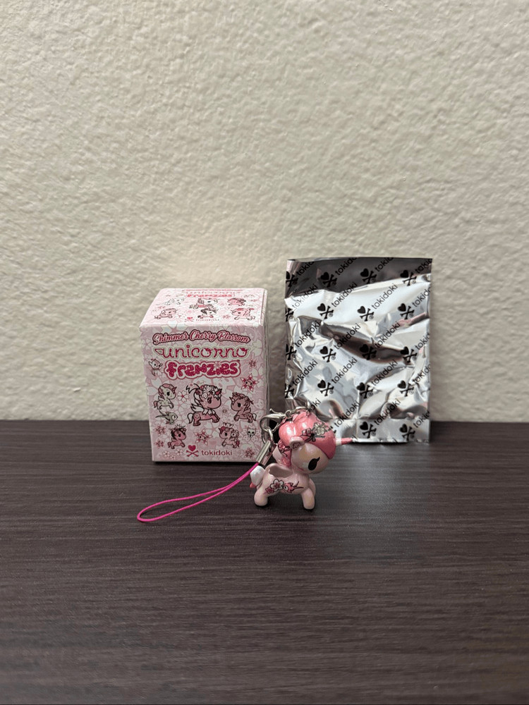 Tokidoki Shimmer Cherry Blossom Unicorno Frenzies Figure Phone Charm – Ichiyo