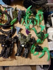 Final Faction Alpha Team 20 Action Figures, 2 Vehicles & Accessories. Large Lot