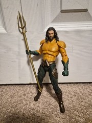 Custom Creations: McFarlane Mafex Aquaman Jason Mamoa Figure