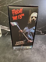 Sideshow Collectibles Sixth Scale Friday The 13th Jason Voorhees New