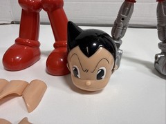 Bandai Astro Boy Build-Your-Own 8″ Action Figure Light-Up Eyes Adjustable