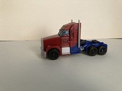 Transformers Prime First Edition Voyager Optimus Prime 2012 (2nd version)
