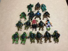 Teenage Mutant Ninja Turtles TMNT Vintage 18 Total Figures 6 Are Soft Heads.