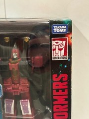 Transformers War for Cybertron: Earthrise Thrust Voyager Class Action Figure NEW