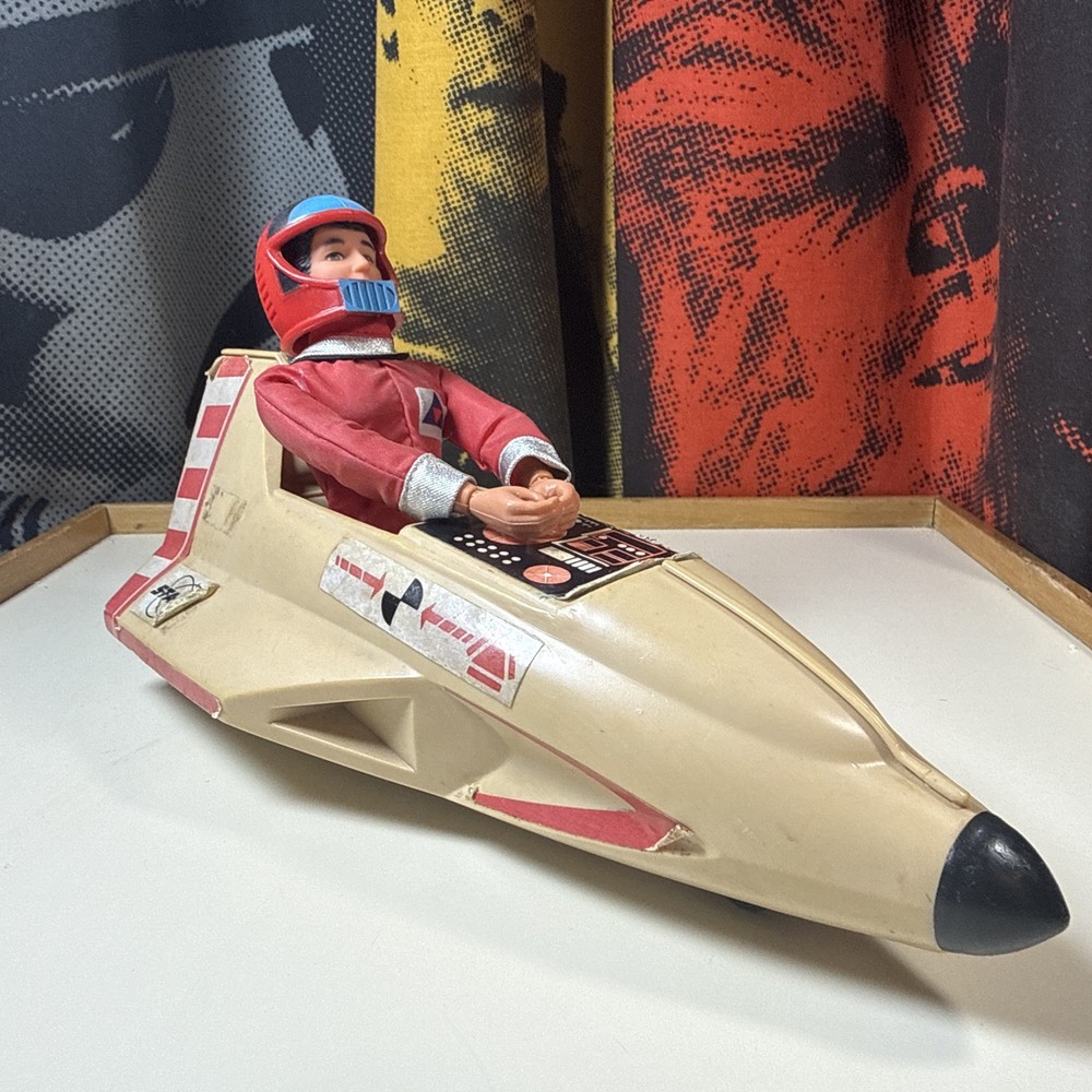 Star Team Kent and his Cosmic Cruiser Vintage Ideal 1978 READ