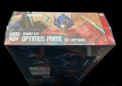 Transformers Optimus Prime Furai Model Kit Flame Toys G1 Version 6-7 Inch Figure